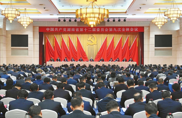 res03_attpic_brief.jpg res03_attpic_brief.jpg