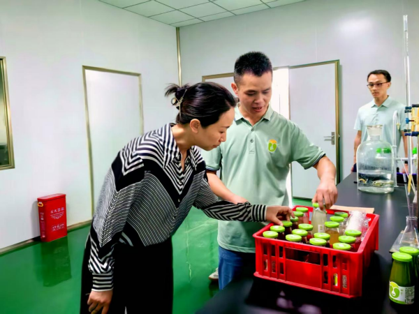 图片2.png 图片2.png