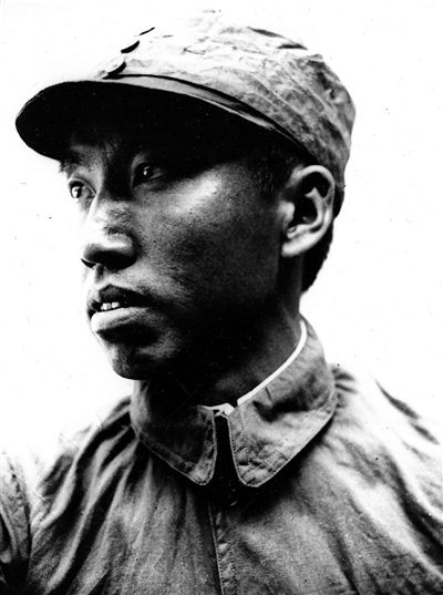 左权(1905—1942),醴陵县人.无产阶级革命家,军事家,抗日名将.